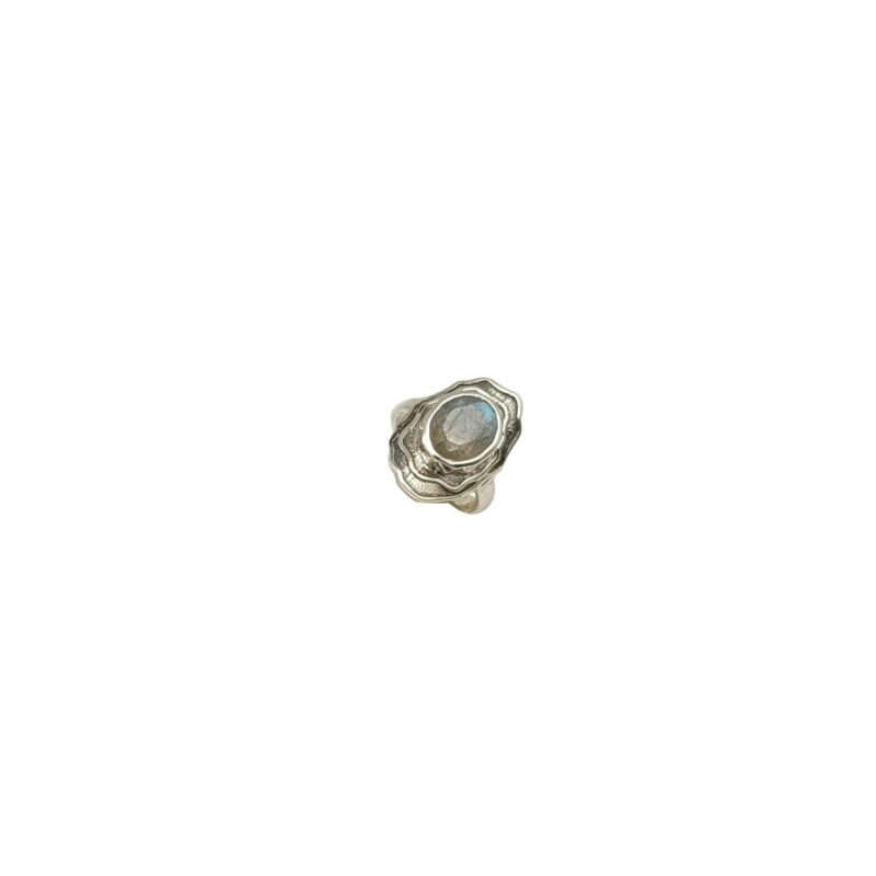 Inel din argint 925 cu labradorit natural rotund, model vintage ondulat